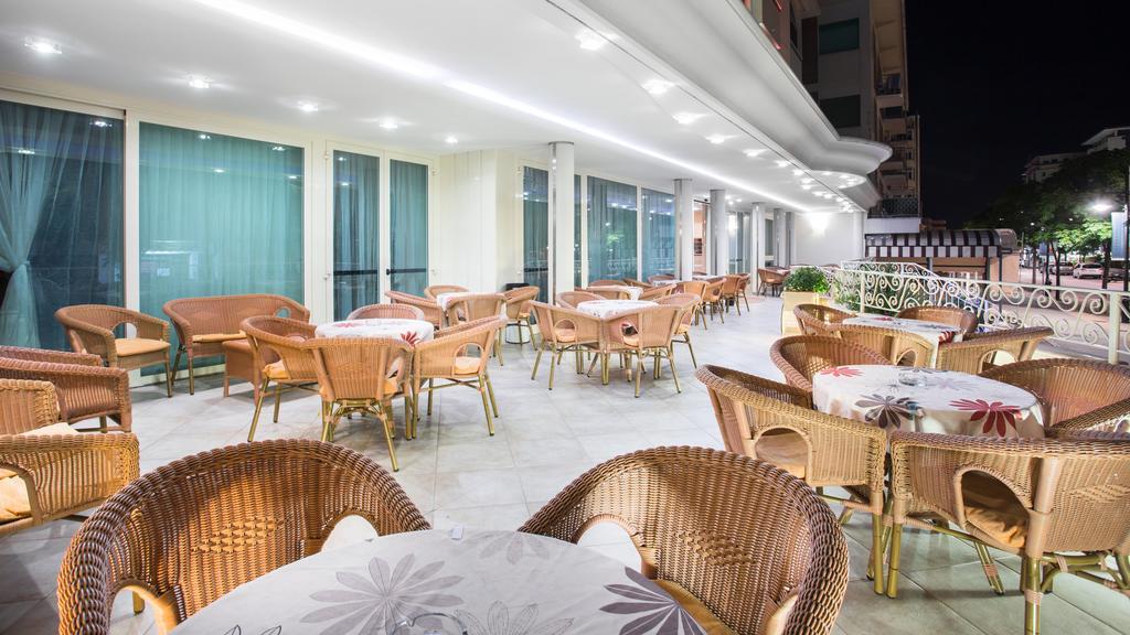 Hotel Continental Gatteo a Mare Kültér fotó